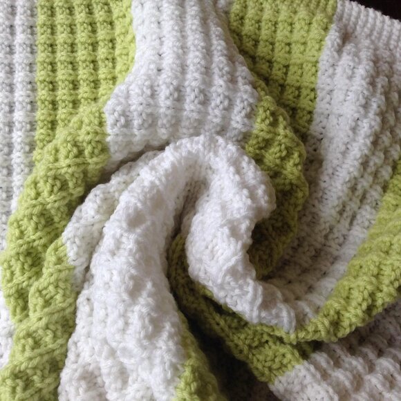 Hand Knit Blanket - Lime Green & White Waffle - Picture 3 of 5